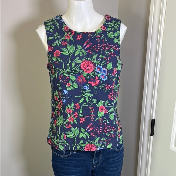 J McLaughlin Layne Top Amelia Floral Navy Blue Sleeveless Back Zip Sz 10 - Picture 2 of 12
